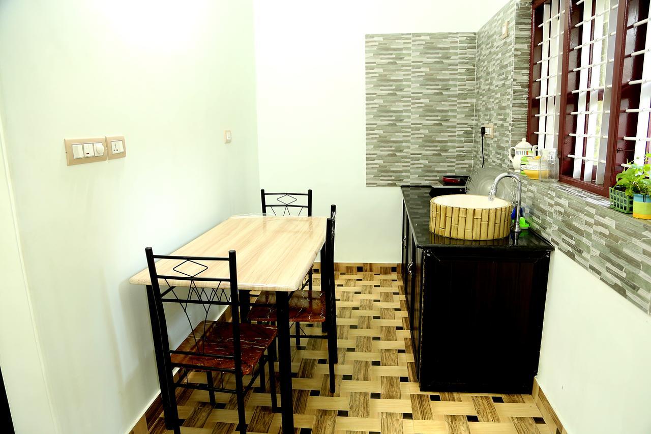 Amritham Holidays Homestay Trivandrum Thiruvananthapuram Exteriér fotografie
